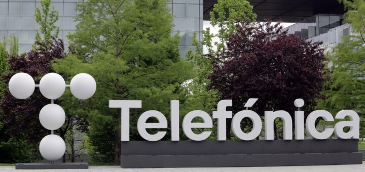 Telefónica lanzó su billetera virtual para operar criptoactivos, por ahora limitada a España